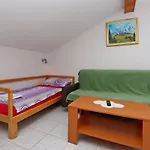 2362a * Selce